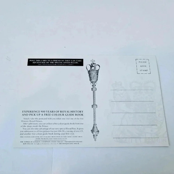 England Postcard New Old Stock 5 Royal Palaces - Picture 2 of 2